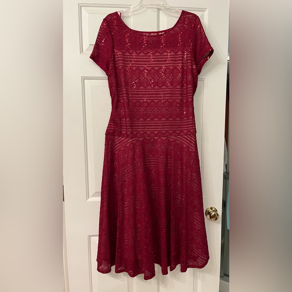 NWOT Beautiful red dress